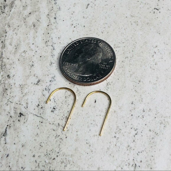 925 Sterling Silver Gold Thread Through Earrings - Picture 11 of 12